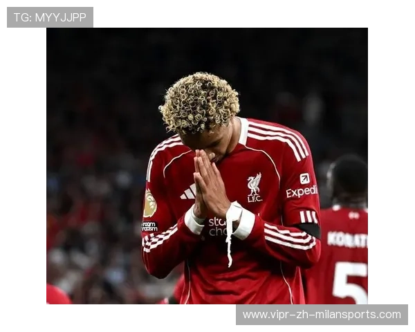 利物浦训练营：萨拉赫带头教新援射门套路