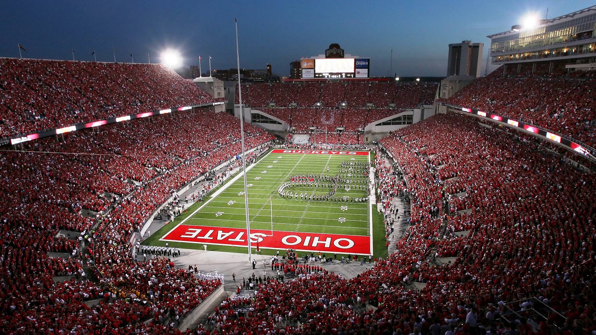 米兰体育app下载-“腰旗美式橄榄球赛：东部新区赛场打造极限竞技新体验”